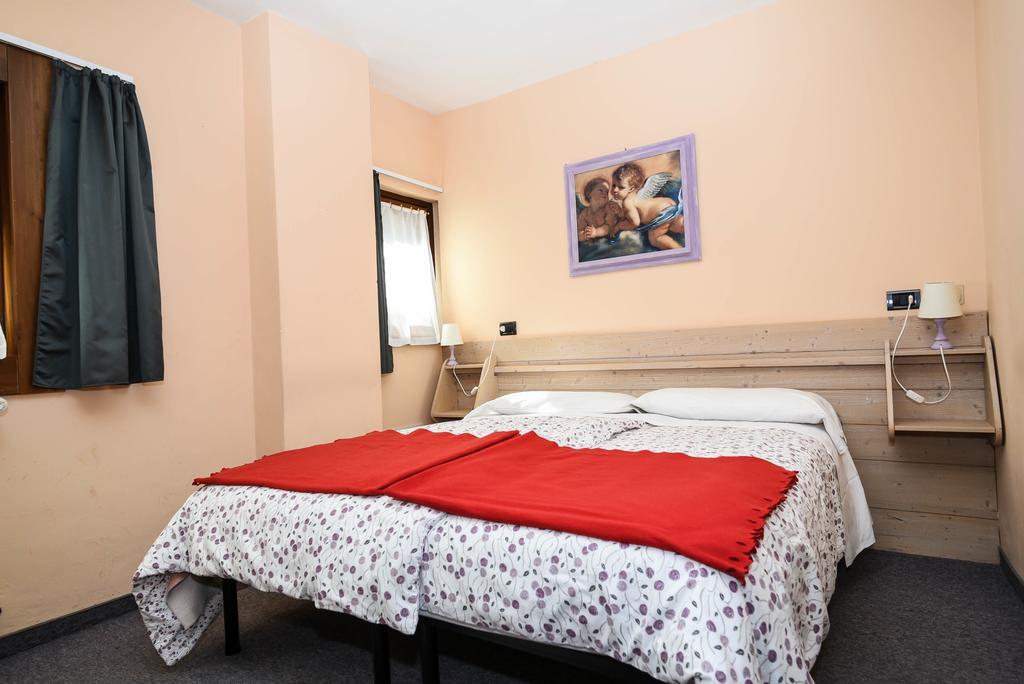 Hotel Genzianella 샴폴루크 외부 사진