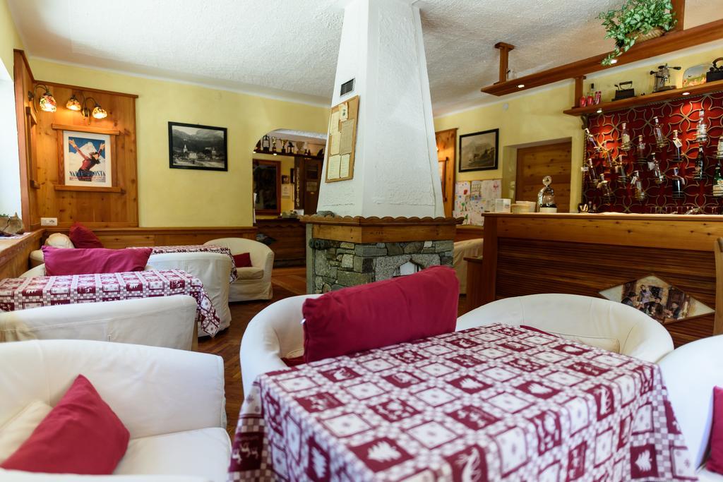 Hotel Genzianella 샴폴루크 외부 사진