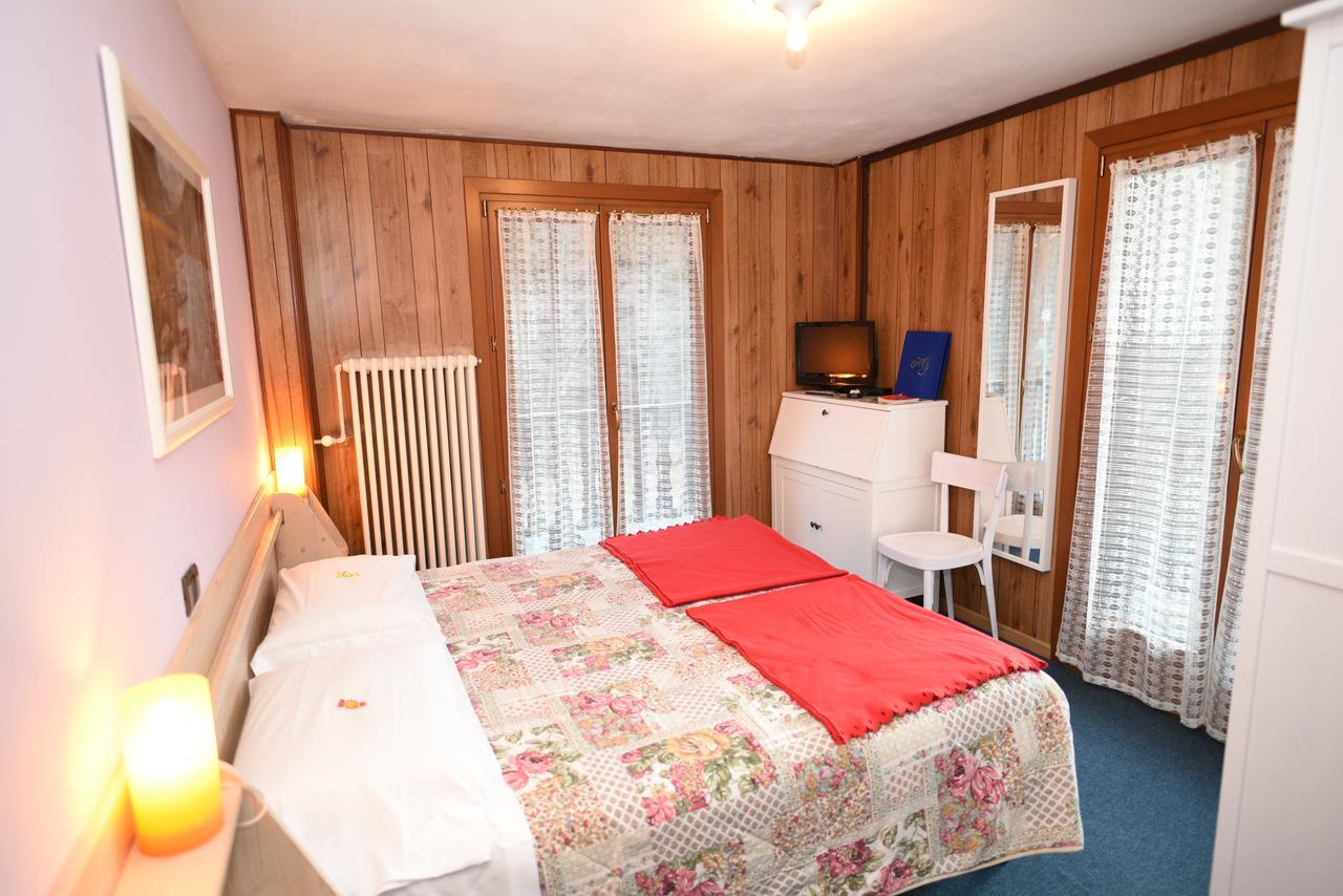 Hotel Genzianella 샴폴루크 외부 사진